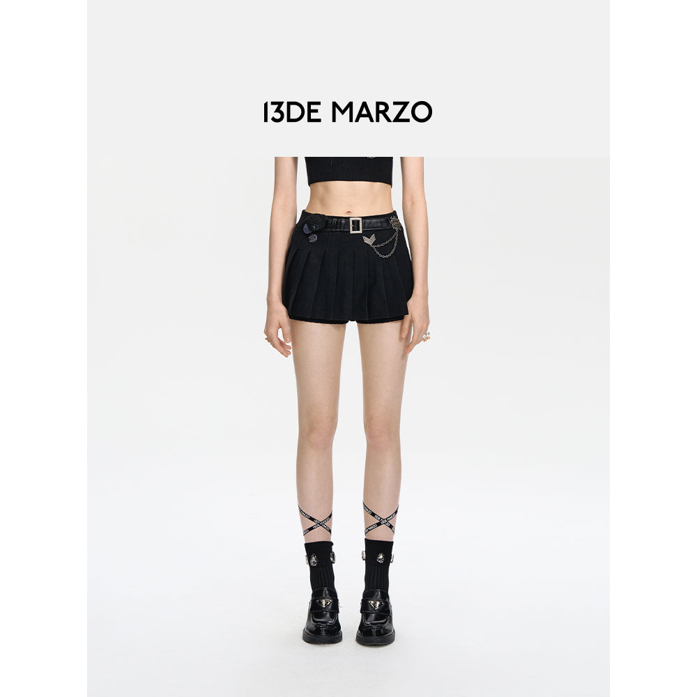 13De Marzo Badge Punk Knit Skirt Shorts Black - Mores Studio