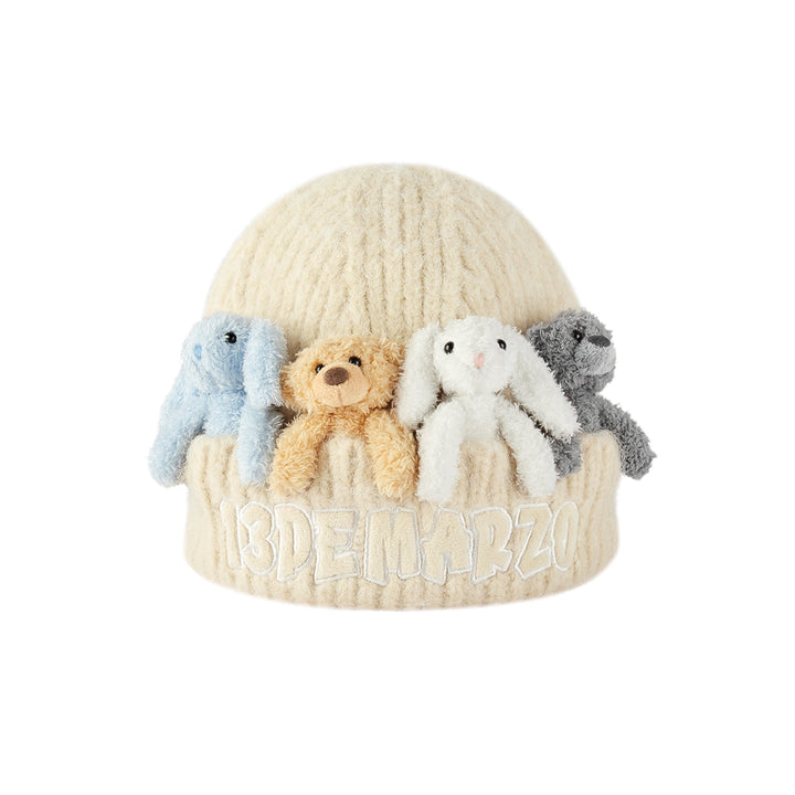 13De Marzo Hangout Friends Knit Beanie Beige