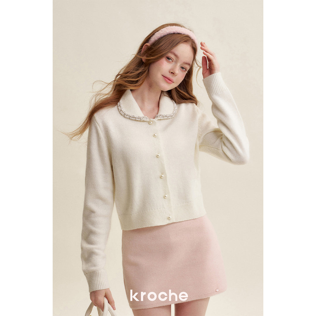 Kroche ﻿Pearl Button Doll Collar Knit Cardigan White