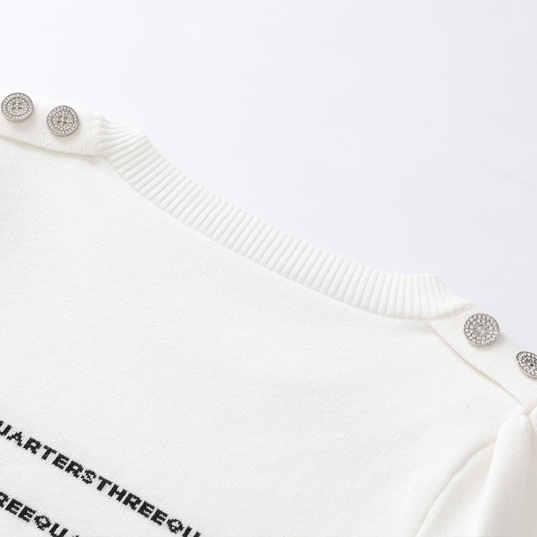 Three Quarters Simple Logo Embroidery Knit Top - Mores Studio