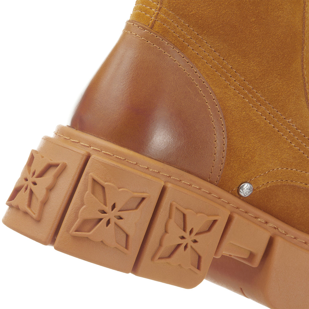 Trapar Waves Thick-Soled Logo Casual Leather Boots Brown