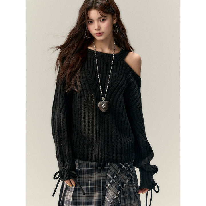 Via Pitti Rose Bow Irregular Collar Two-Way Sweater Black