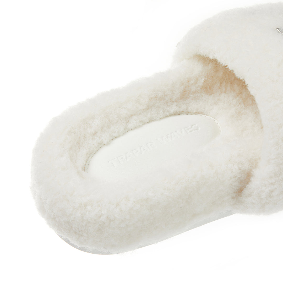 Trapar Waves Basic Casual Furry Slipper White