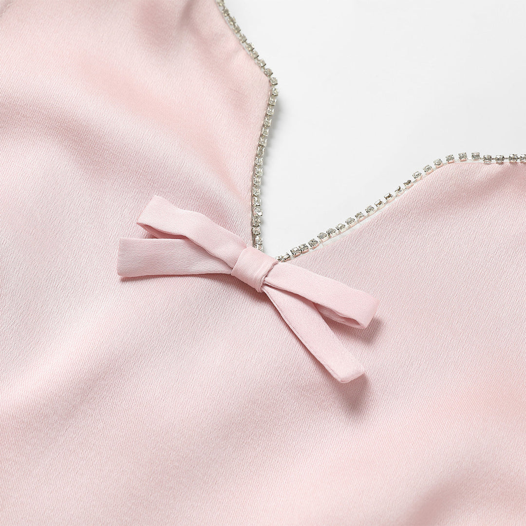 Three Quarters Small V-Neck Pleated Dress Pink - GirlFork