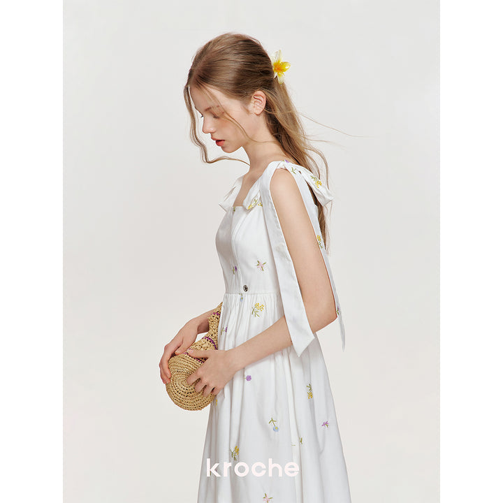 Kroche Floral Embroidered Lace Up Long Dress