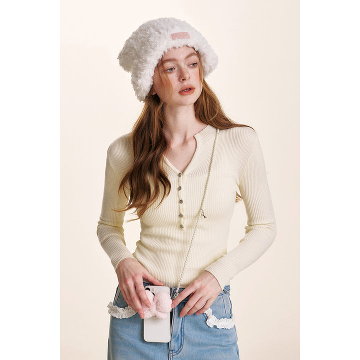 Kroche Rose Button V-Neck Knitted Top Beige