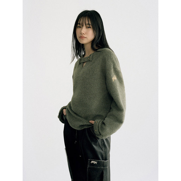 IFIK Hollow Cutting Stud Sweater Olive Green - Mores Studio