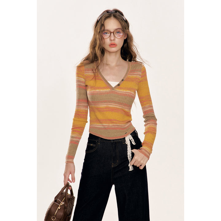 Kroche Fake-2-Piece Gradient V-Neck Knit Sweater