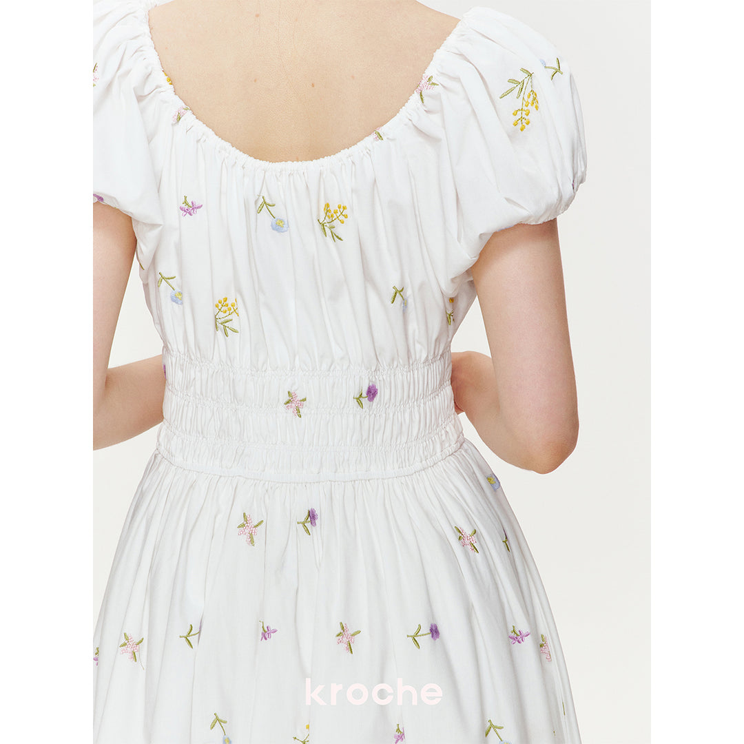 Kroche Wrinkle Floral Embroidered Long Dress