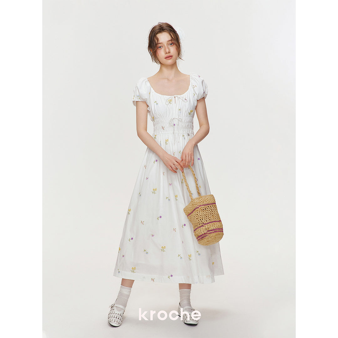 Kroche Wrinkle Floral Embroidered Long Dress