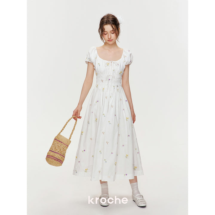 Kroche Wrinkle Floral Embroidered Long Dress