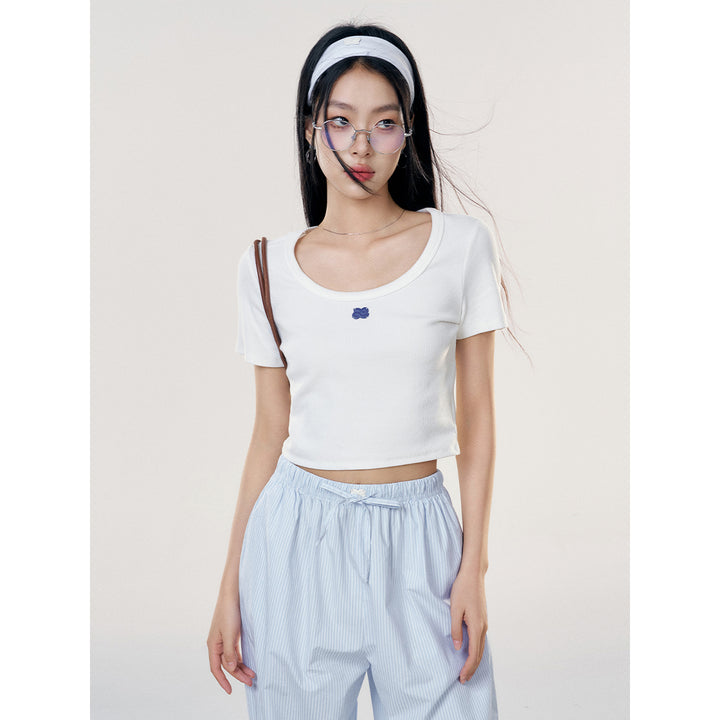 Liilou U-Neck Straight Shoulder T-Shirt White