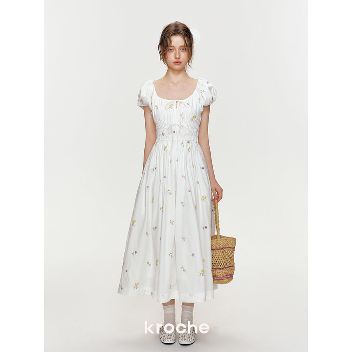 Kroche Wrinkle Floral Embroidered Long Dress