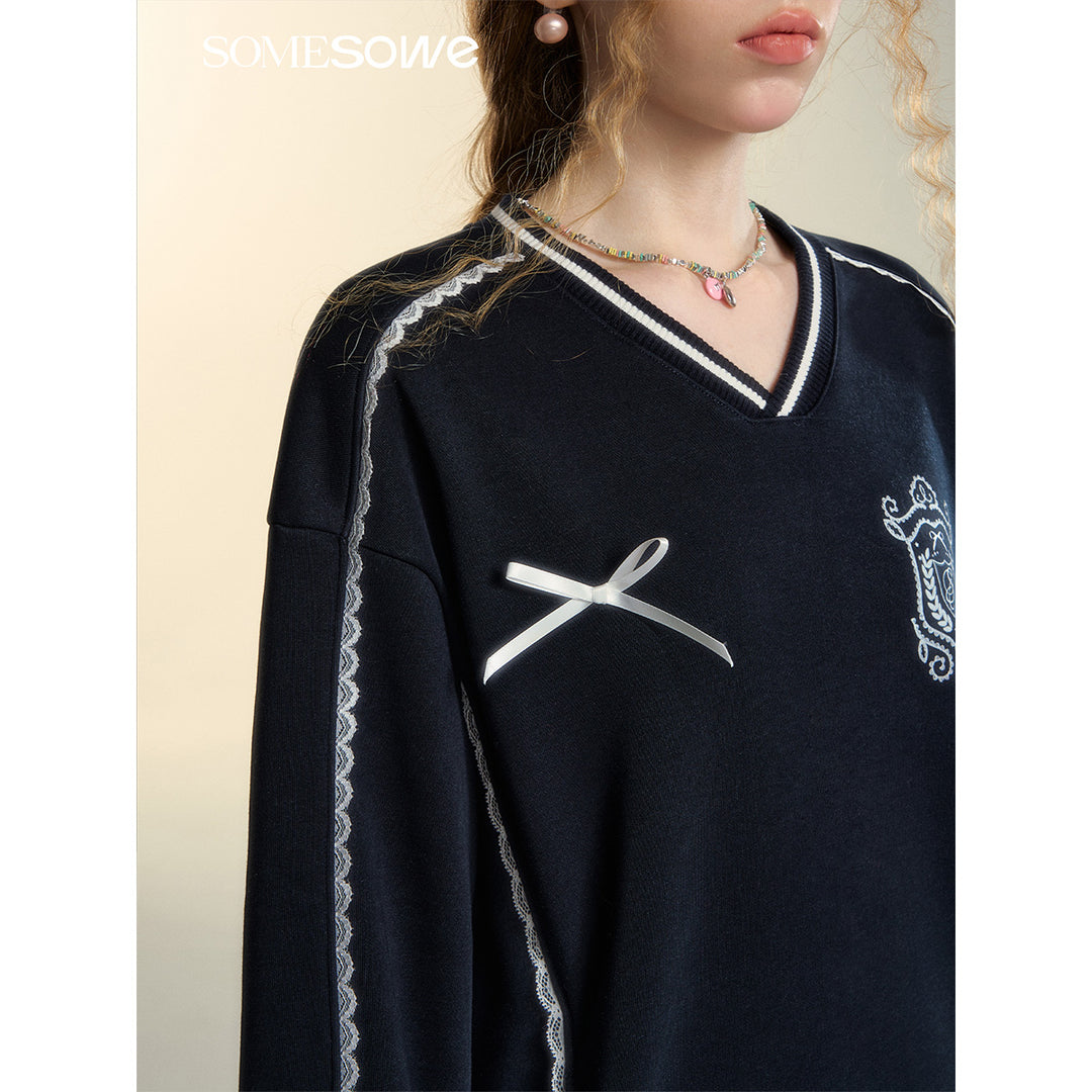 SomeSowe Lace Badge V-Neck Sweatshirt Navy Blue