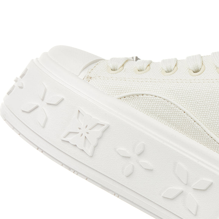 Trapar Waves Embossment Thick-Soled Casual Canvas Sneaker White