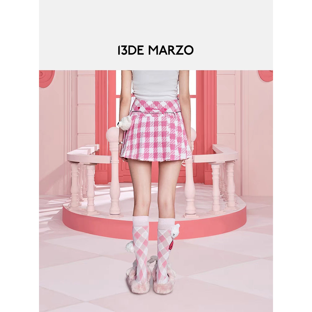 13De Marzo X Hello Kitty Plush Toy Plaid Skirt Pink - Mores Studio